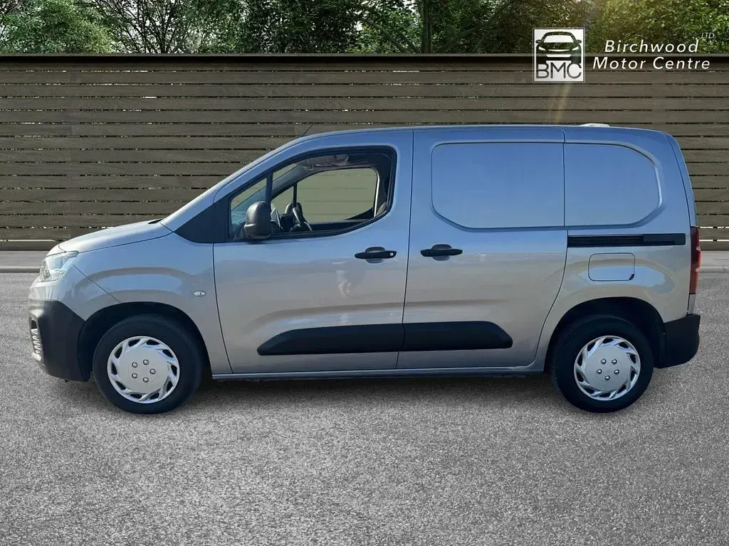 Usado Citroën Berlingo 2020 Cinzento Monovolume