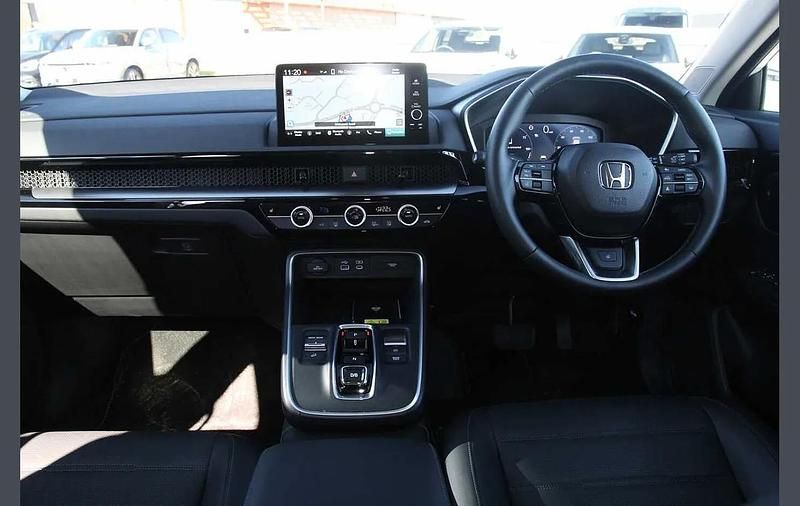 Used Honda CR-V Elegance 180 HP (132 kW) 2025 White SUV