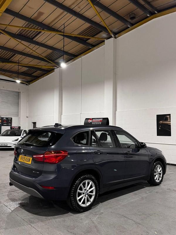 Begagnad BMW X1 Comfort Edition 2019 Grå SUV