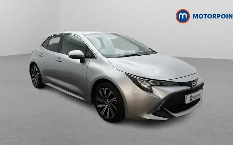 Używany Toyota Corolla Design 122 KM (89 kW) 2022 Hatchback