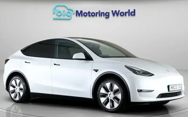 Used Tesla Model Y Long Range AWD 378 kW (514 HP) 2023 SUV