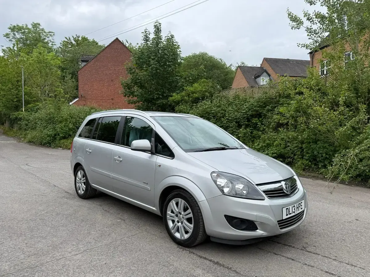 Used Vauxhall Zafira 2013 Silver MPV