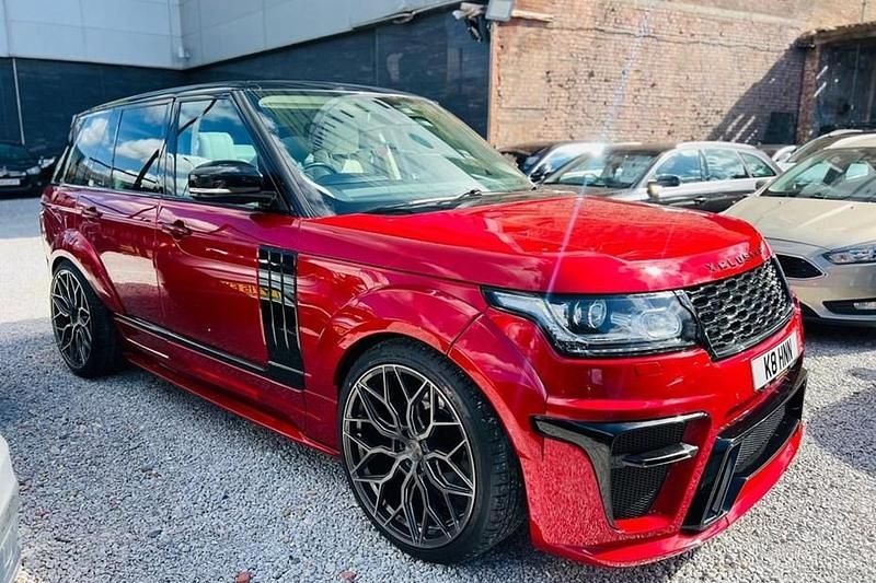 Red Used 2015 Land Rover Range Rover Vogue SE SUV | £20,995 (Fair price) - Image 1/1