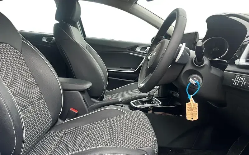 Used Kia XCeed 114 HP (83 kW) 2025 Blue SUV