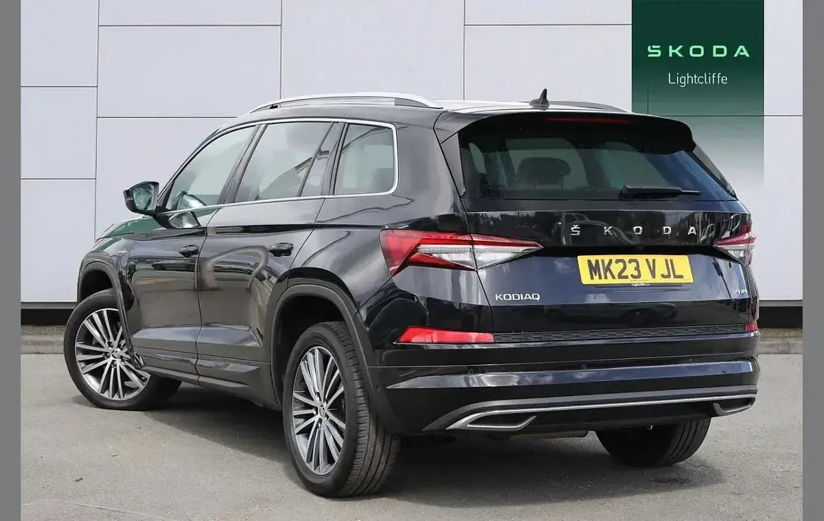 Used Skoda Kodiaq LAURIN & KLEMENT 150 HP (110 kW) 2023 Black magic pearl effect SUV