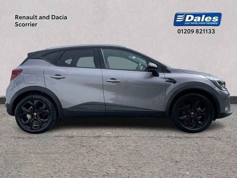Used Renault Captur Rive Gauche 142 HP (104 kW) 2023 Metallic  oyster grey/diamond black  SUV