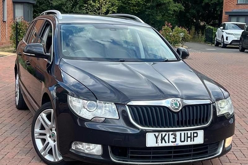 Black Used 2013 Skoda Superb Elegance Estate | £1,995 (Fair price) - Image 1/1