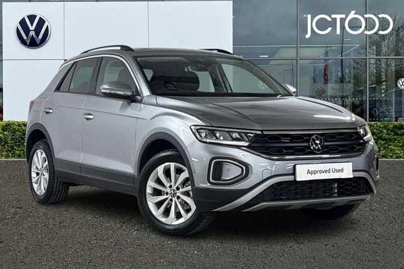 Silver Used 2025 VW T-Roc Match SUV | £23,347 (Fair price) - Image 1/4