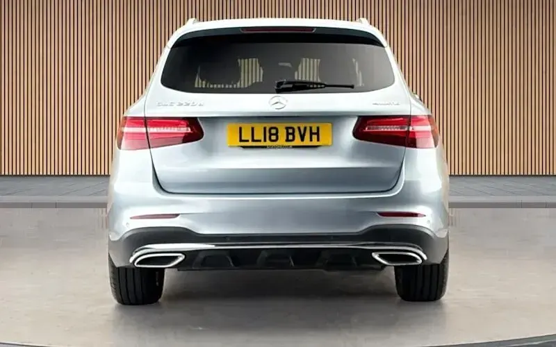 Used Mercedes GLC220 AMG line 170 HP (125 kW) 2018 Silver SUV