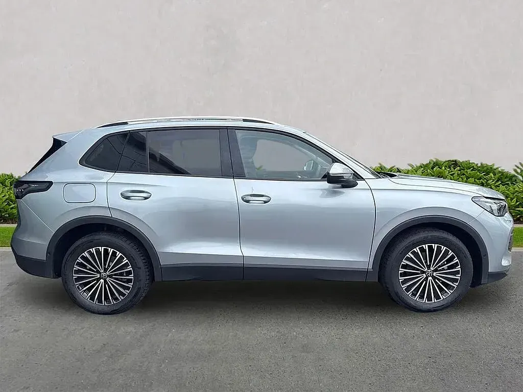 Used VW Tiguan Match 150 HP (110 kW) 2026 Silver SUV
