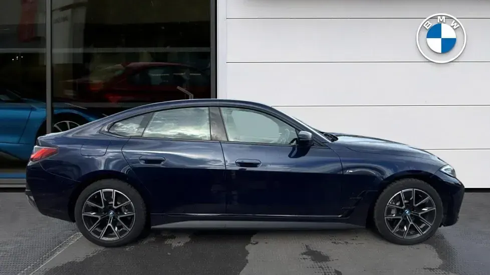 Used BMW i4 M Sport 246 kW (335 HP) 2022 Blue Sedan