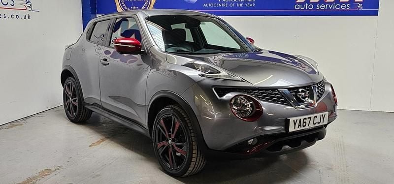 Used Nissan Juke Tekna 115 HP (84 kW) 2018 Grey SUV