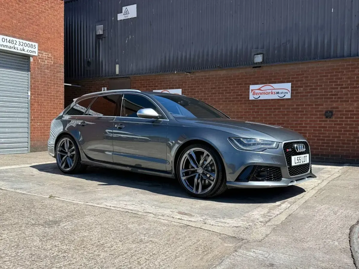 Used Audi RS6 Performance 560 HP (411 kW) 2013 Grey Estate