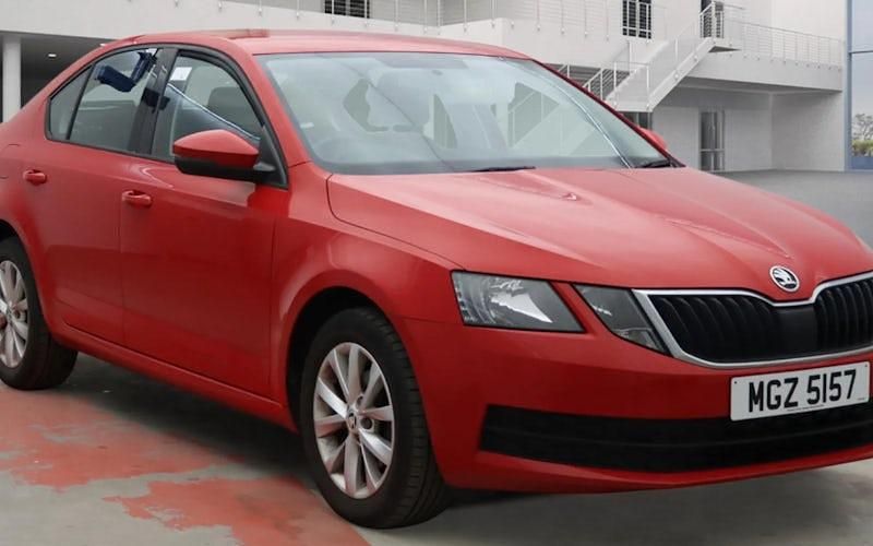 Used Skoda Octavia 116 HP (85 kW) 2019 Red Hatchback