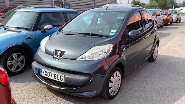 Used Peugeot 107 68 HP (50 kW) 2007 Grey Hatchback