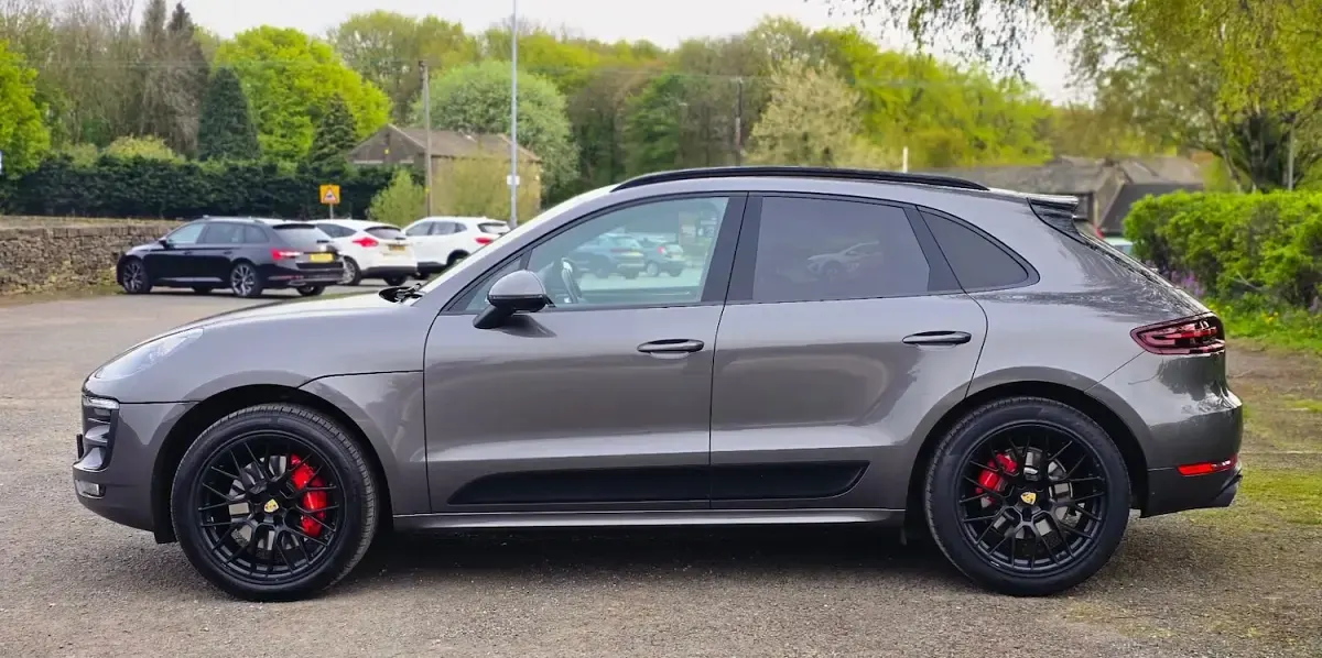 Used Porsche Macan 360 HP (264 kW) 2018 Grey SUV