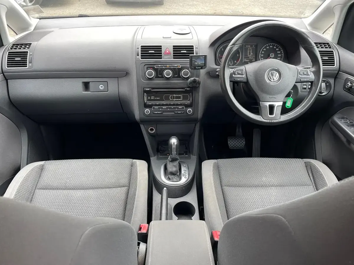Used VW Touran SE 105 HP (77 kW) 2012 Blue MPV