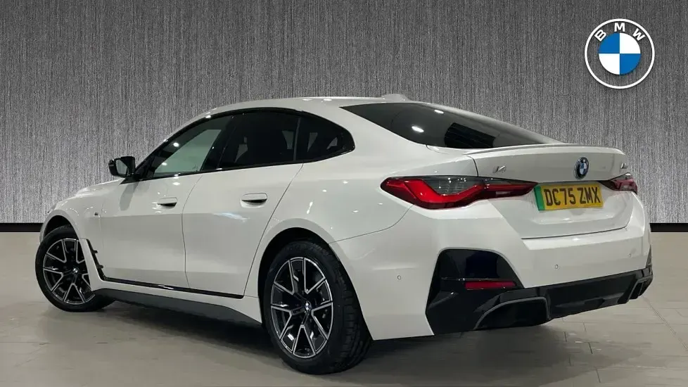 Used BMW i4 Comfort Edition 400 kW (544 HP) 2026 White Sedan