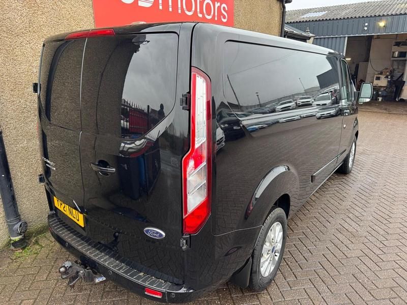 Used Ford Transit Custom Limited 130 HP (95 kW) 2021 Black Van