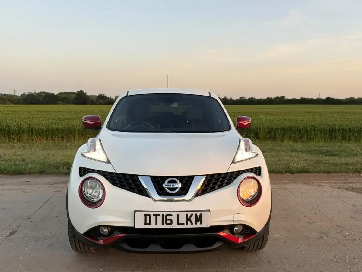 Used Nissan Juke Tekna 110 HP (80 kW) 2016 White SUV