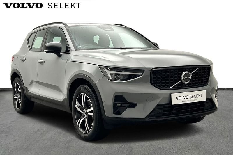 Grey Used 2023 Volvo XC40 Plus SUV | £29,000 (Fair price) - Image 1/4