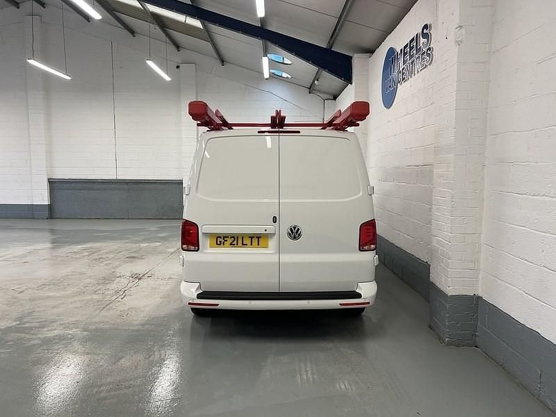 Used VW Transporter Highline 2021 White Van