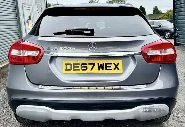 Used Mercedes GLA200 SE 136 HP (100 kW) 2018 Grey SUV
