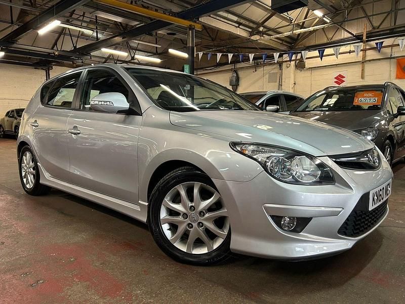 Silver Used 2010 Hyundai i30 Edition Hatchback | £2,389 (A bit pricey) - Image 1/4