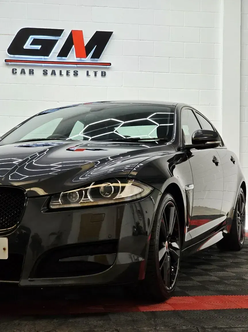 Used Jaguar XF R-Sport 200 HP (147 kW) 2015 Grey Sedan