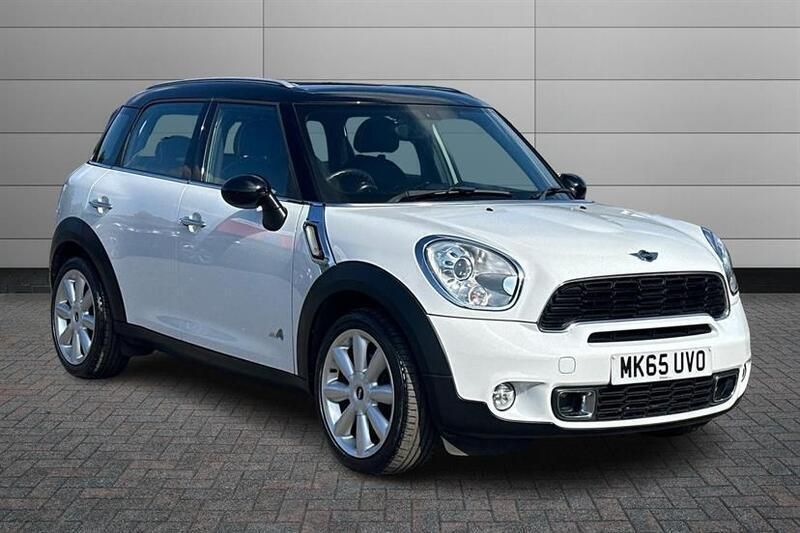 Light white Used 2015 Mini Cooper S Countryman SUV | £9,750 (Fair price) - Image 1/4