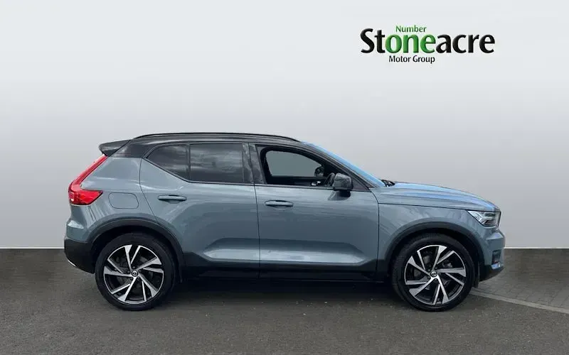 Used Volvo XC40 R-Design 190 HP (139 kW) 2020 Grey SUV