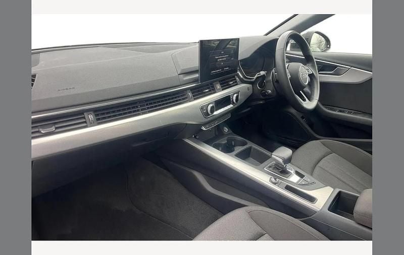 Used Audi A4 Comfort 150 HP (110 kW) 2022 Black Sedan