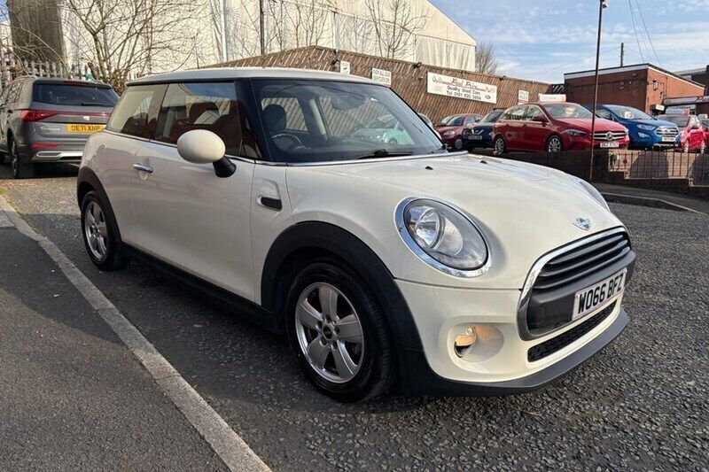 White Used 2016 Mini ONE Hatch Hatchback | £8,995 (Fair price) - Image 1/1