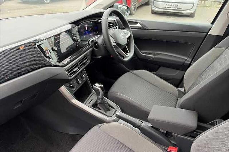 Used VW Polo 95 HP (69 kW) 2025 Hatchback