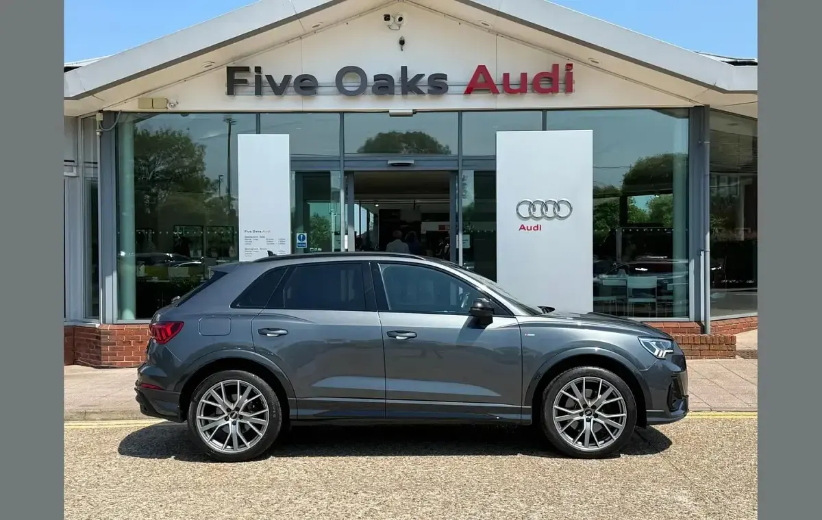 Used Audi Q3 Black Edition 187 HP (137 kW) 2023 Grey SUV