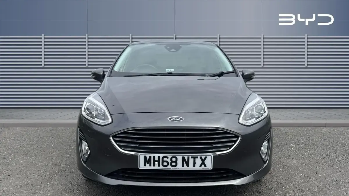 Second-hand Ford Fiesta Zetec 101 CP (74 kW) 2019 Gri Hatchback