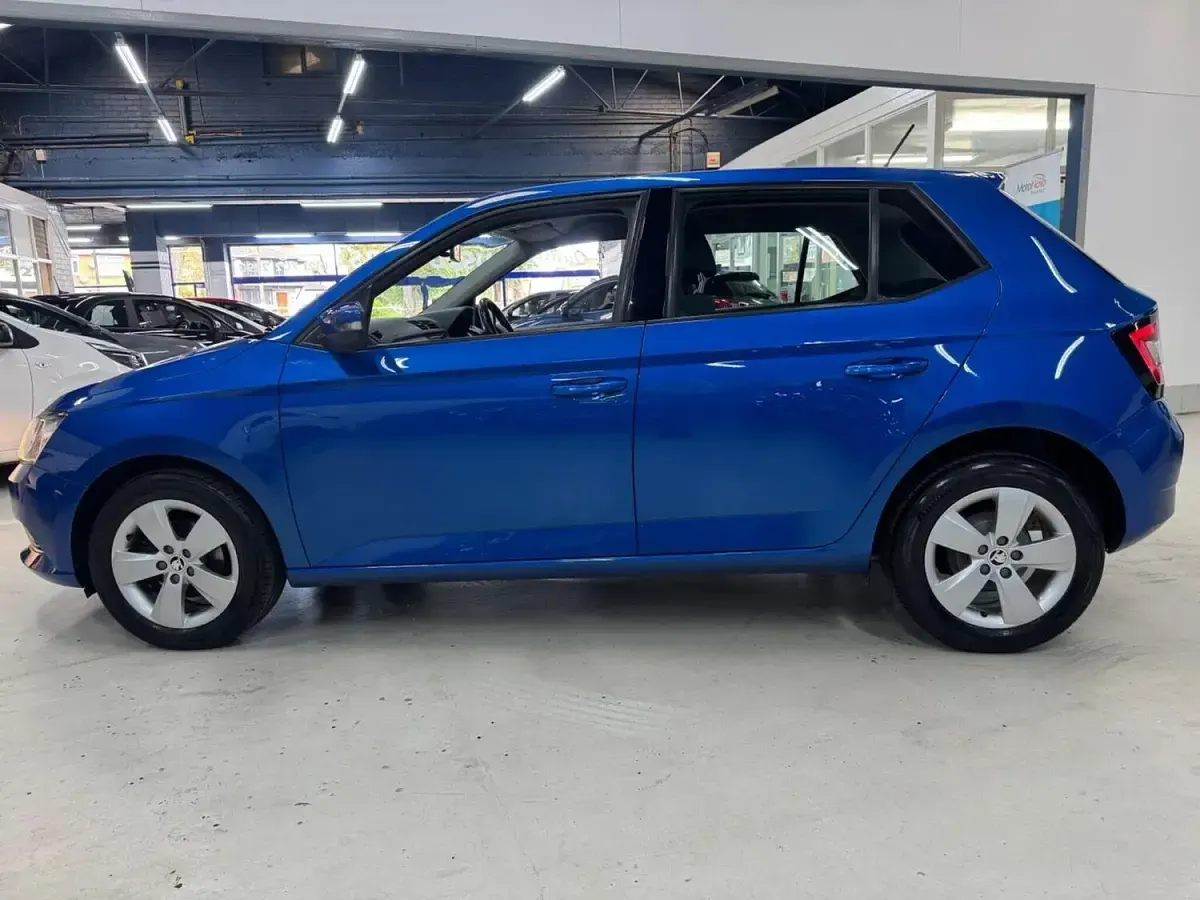 Used Skoda Fabia SE 2016 Blue Hatchback