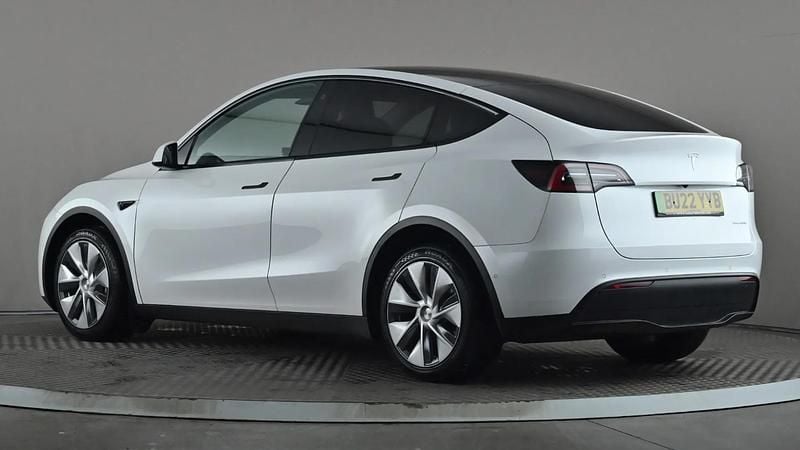 Used Tesla Model Y Long Range AWD 282 kW (384 HP) 2022 White SUV