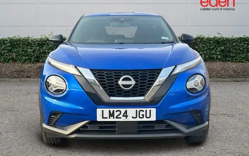 Used Nissan Juke N-Connecta 114 HP (83 kW) 2023 Blue SUV