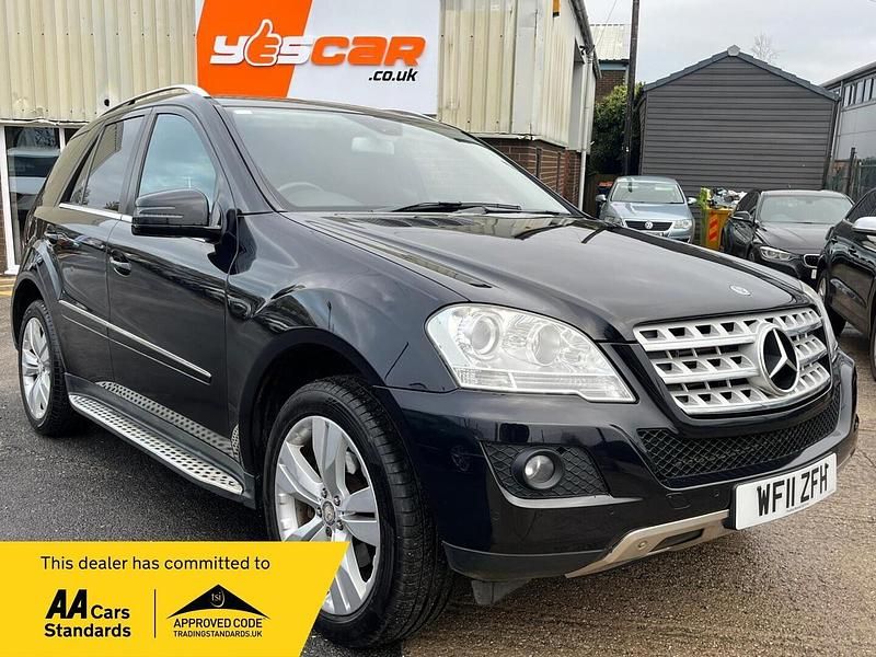 Black Used 2011 Mercedes ML350 SUV | £5,975 (Fair price) - Image 1/4