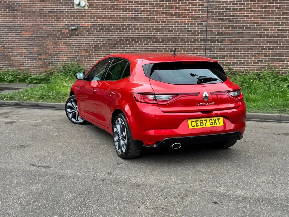 Usado Renault Mégane IV Signature 2017 Vermelho Citadino