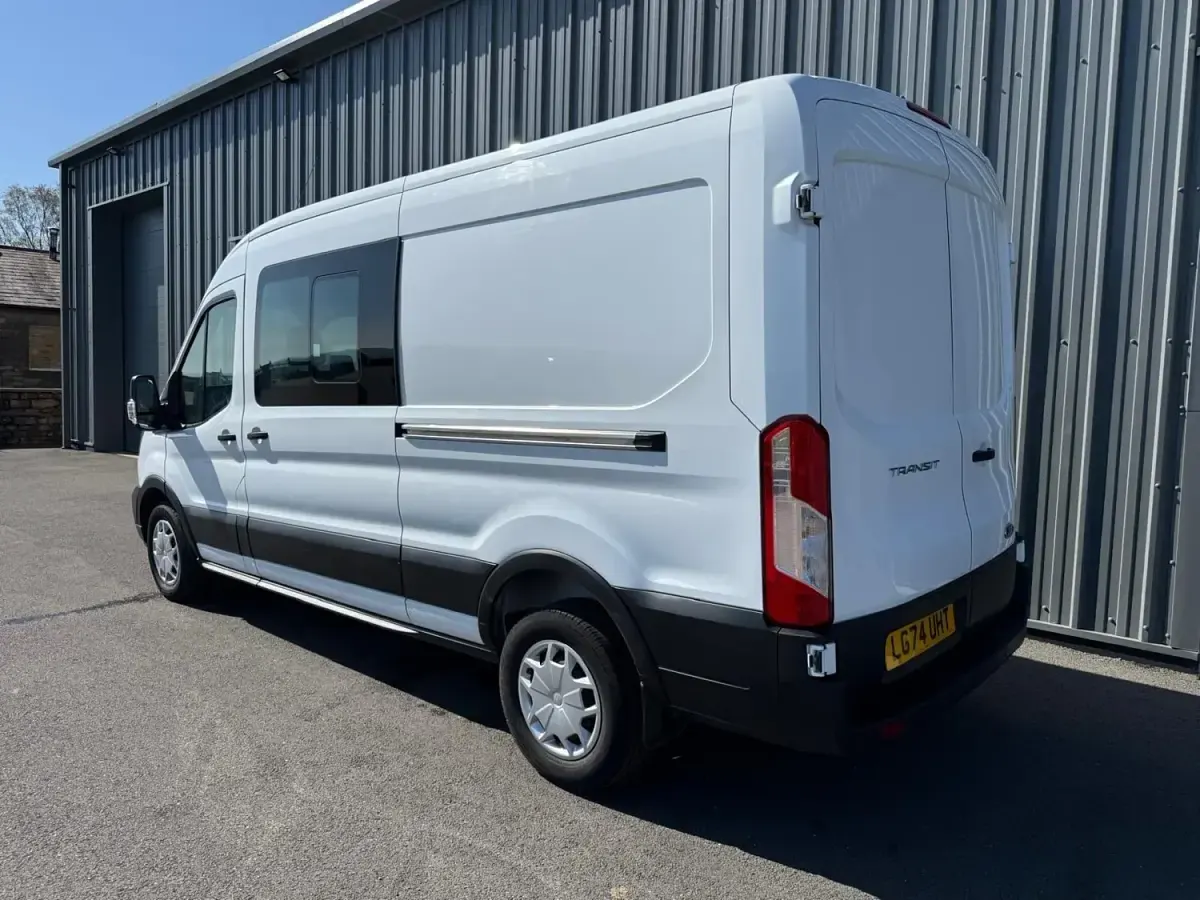 Second-hand Ford Transit Trend 130 CP (95 kW) 2024 Alb Van