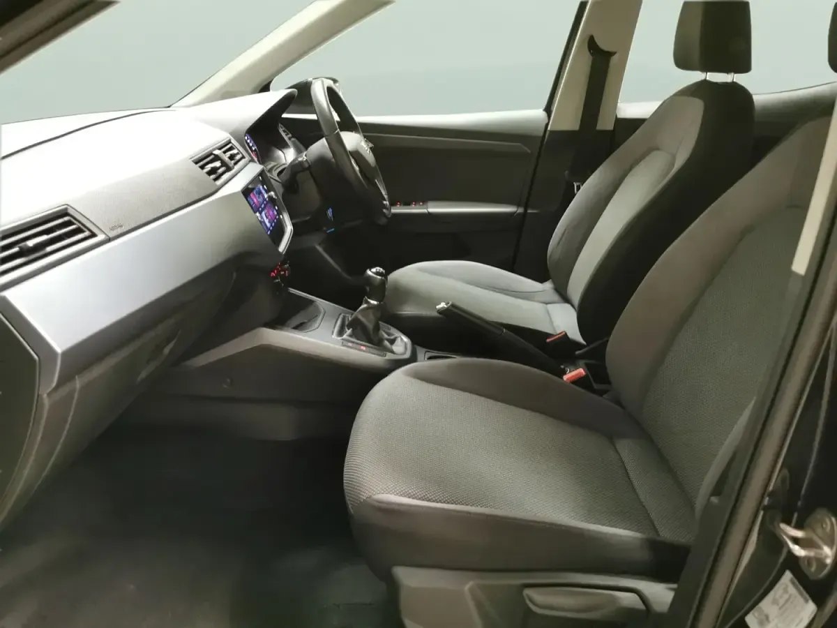 Usado Seat Arona SE Technology 95 HP (69 kW) 2018 Preto SUV