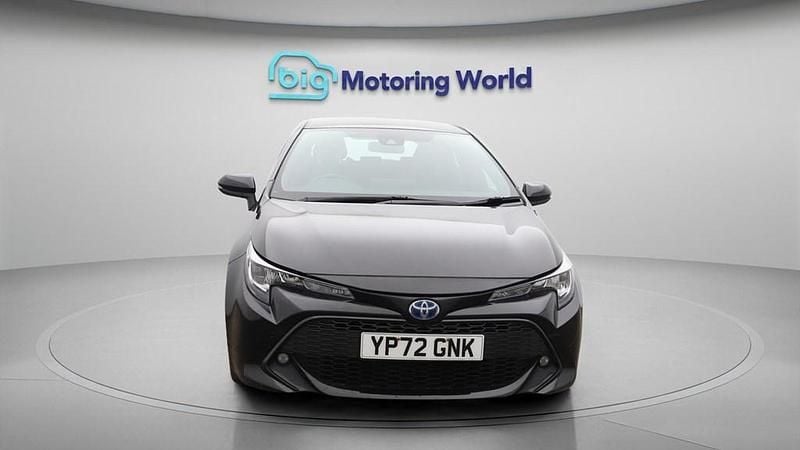 Used Toyota Corolla 140 HP (102 kW) 2023 Black Hatchback