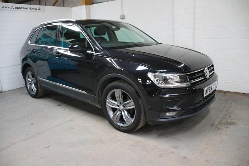 Black Used 2019 VW Tiguan Match SUV | £15,695 (Fair price) - Image 1/4