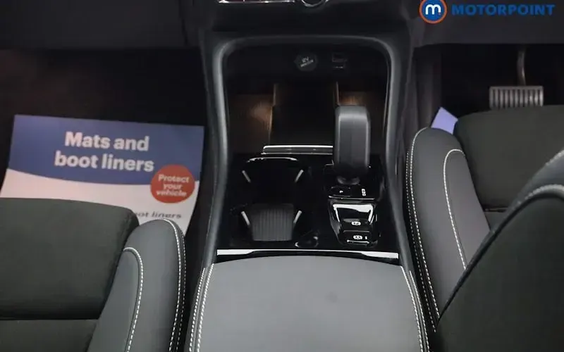 Used Volvo XC40 Plus 211 HP (155 kW) 2022 Blue SUV