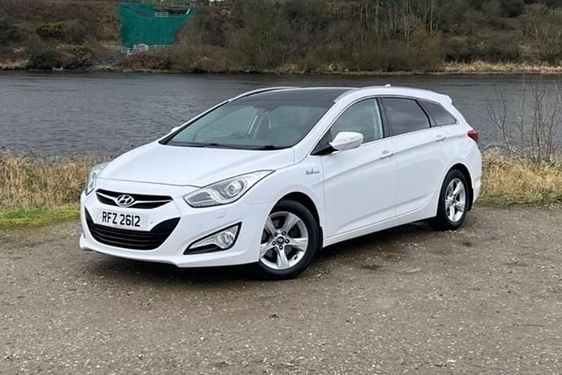 Used Hyundai i40 Premium SE 136 HP (100 kW) 2014 White Estate