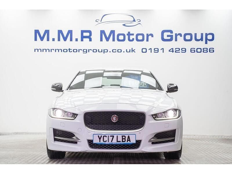 Used Jaguar XE R-Sport 180 HP (132 kW) 2017 White Sedan