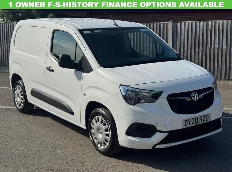 White Used 2020 Vauxhall Combo Sportive MPV | £7,500 (Good price) - Image 1/4