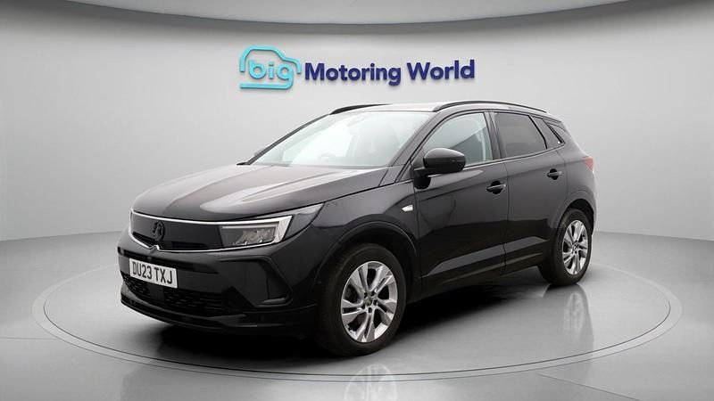 Used Vauxhall Grandland X S 131 HP (96 kW) 2023 Black SUV